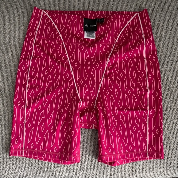 IVY PARK | Adidas pink monogram shorts - Picture 3 of 7